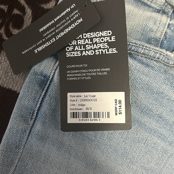 Silver jeans Size 29 with a length 31. - Picture 4 of 4